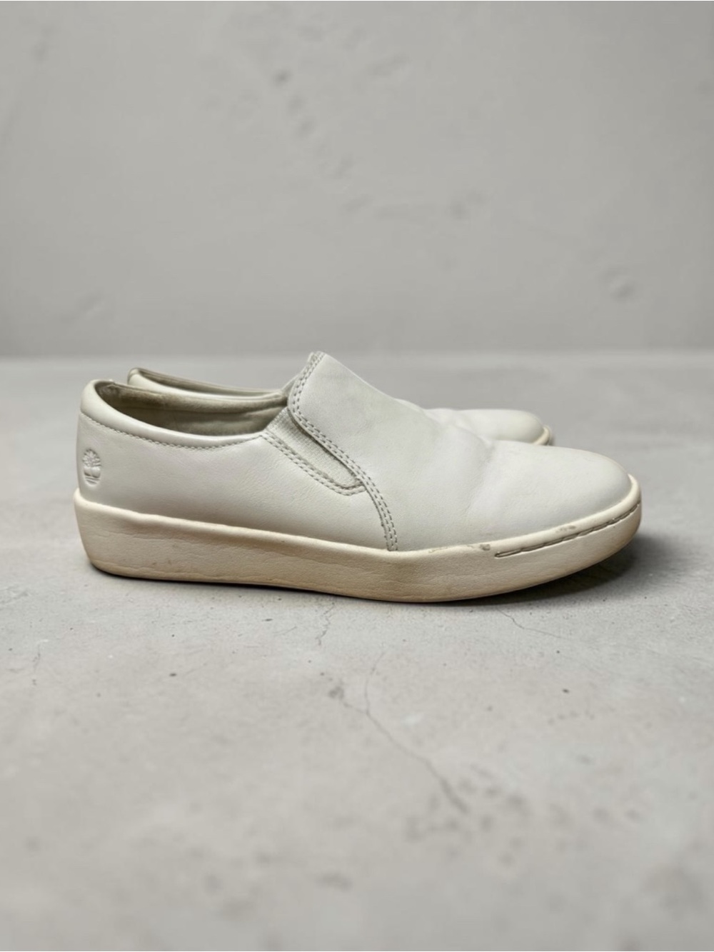 Timberland womenโs White ReBOTL sneakers
